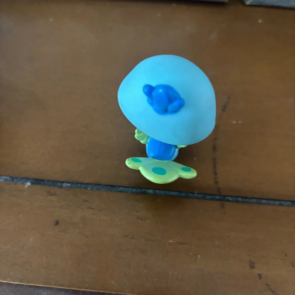 hasbro littlest pet shop peacock #463